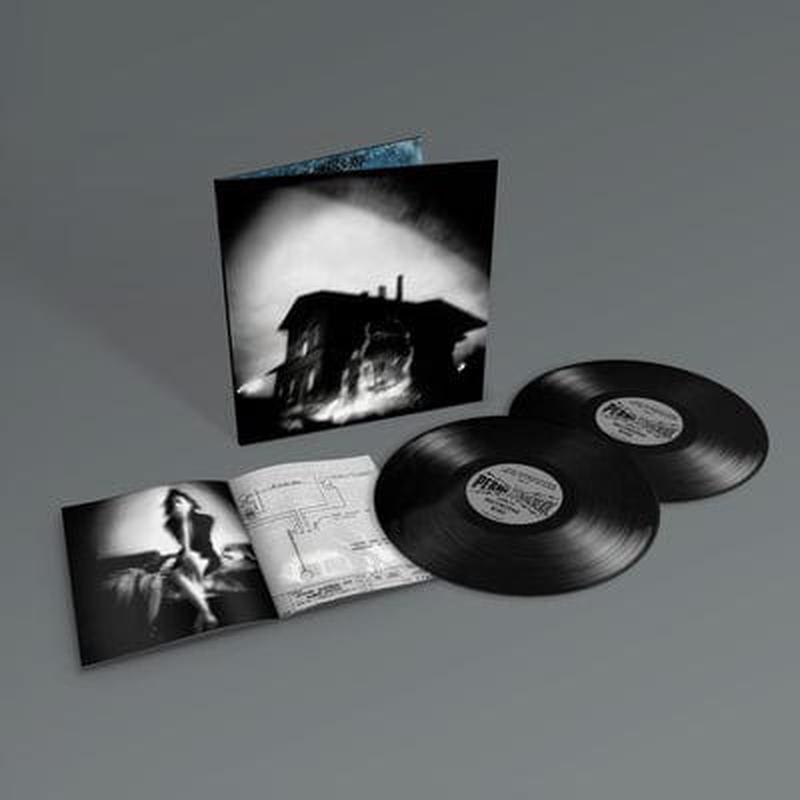 Sings Reign Rebuilder – Set Fire To Flames [VINYL]