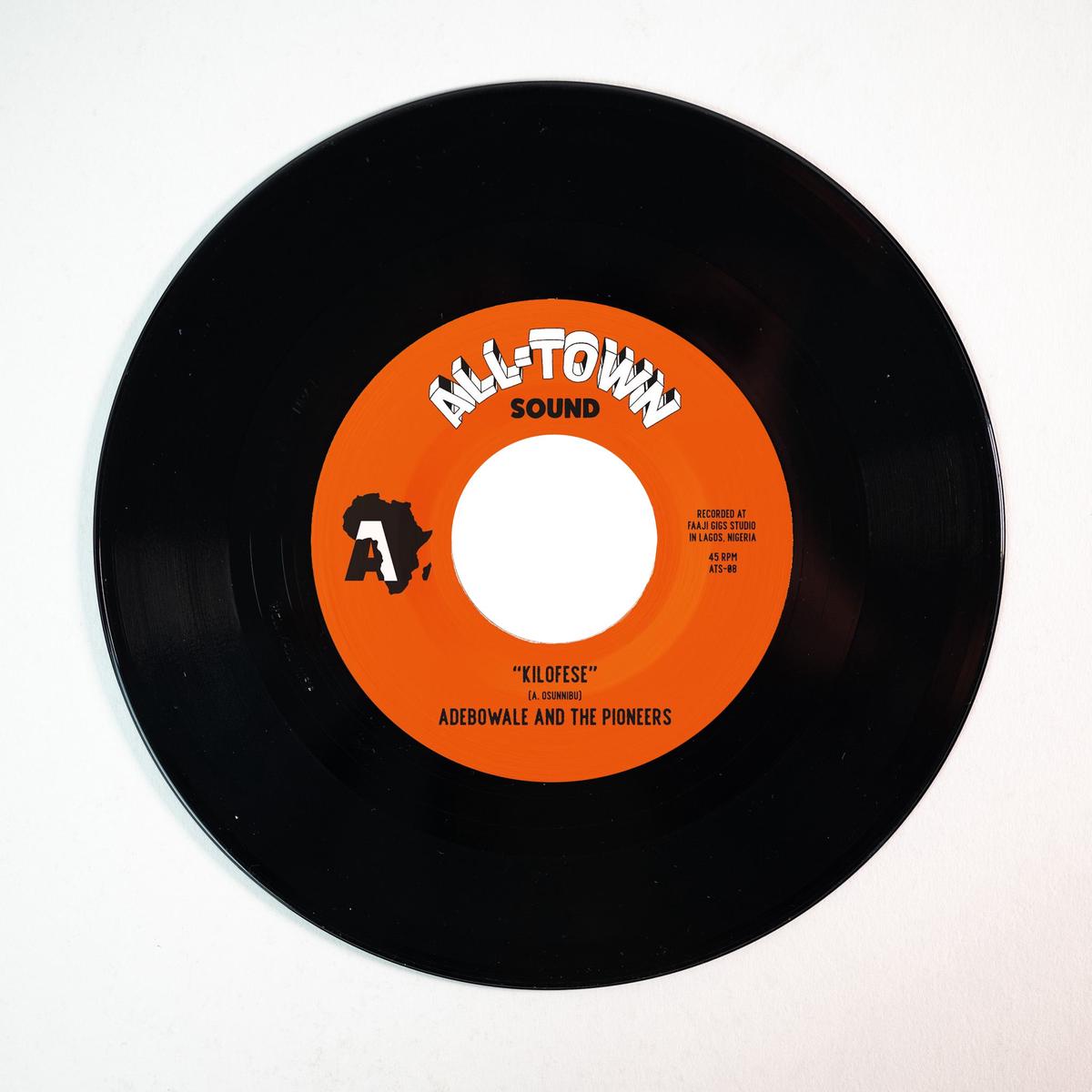 Adebowale and the Pioneers - Kilofese Unnecessary Visitor (Bama Remix) 7